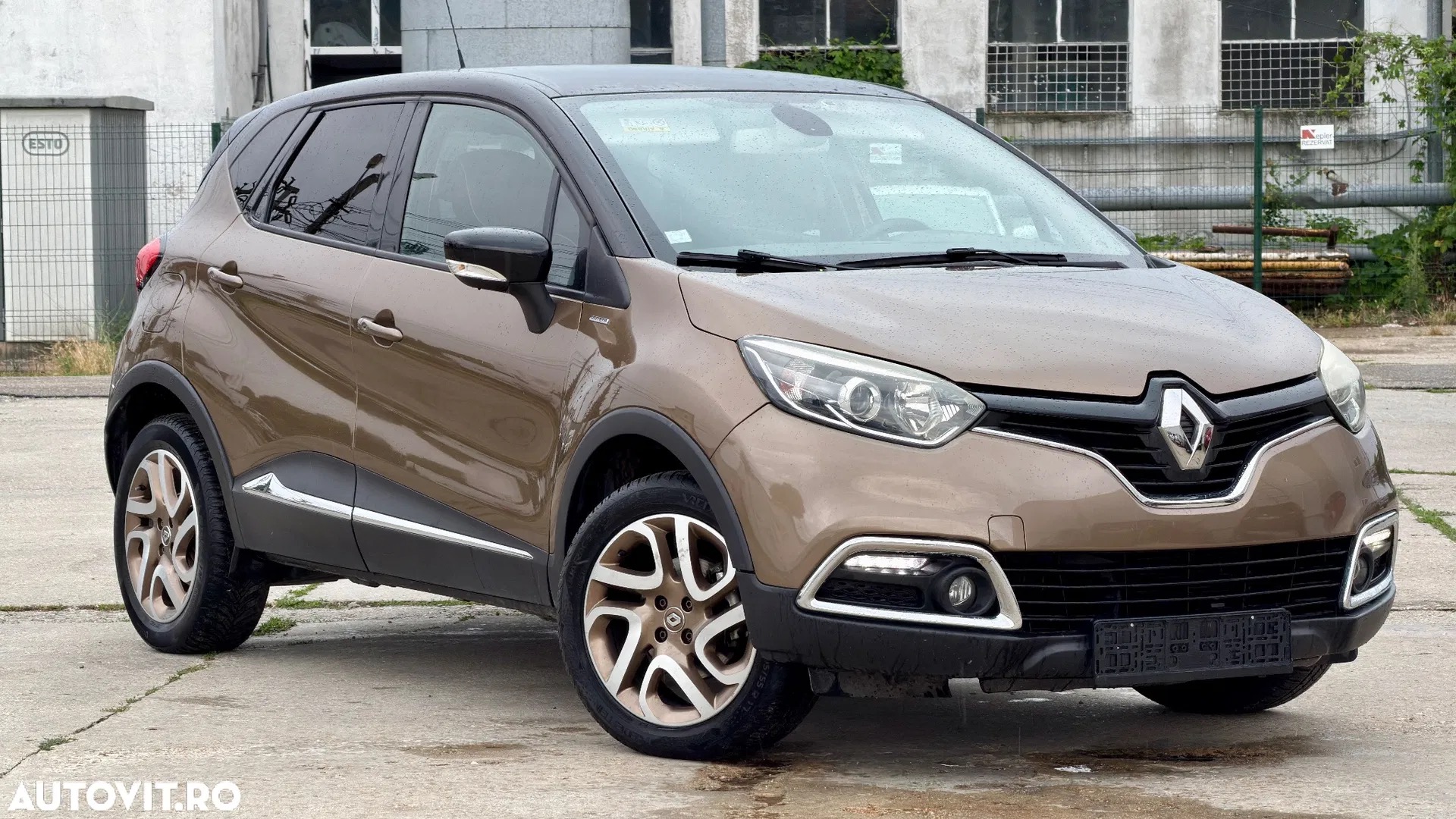 Renault Captur 1.5 dci 110cp 6 trepte - vânzări auto Argeș