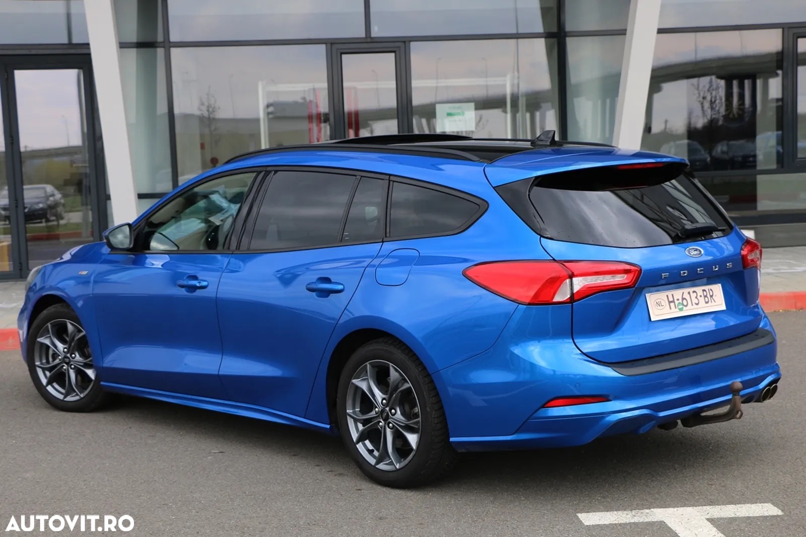 Ford Focus 1.0 EcoBoost Start-Stopp-System ST-LINE DESIGN - poza 4