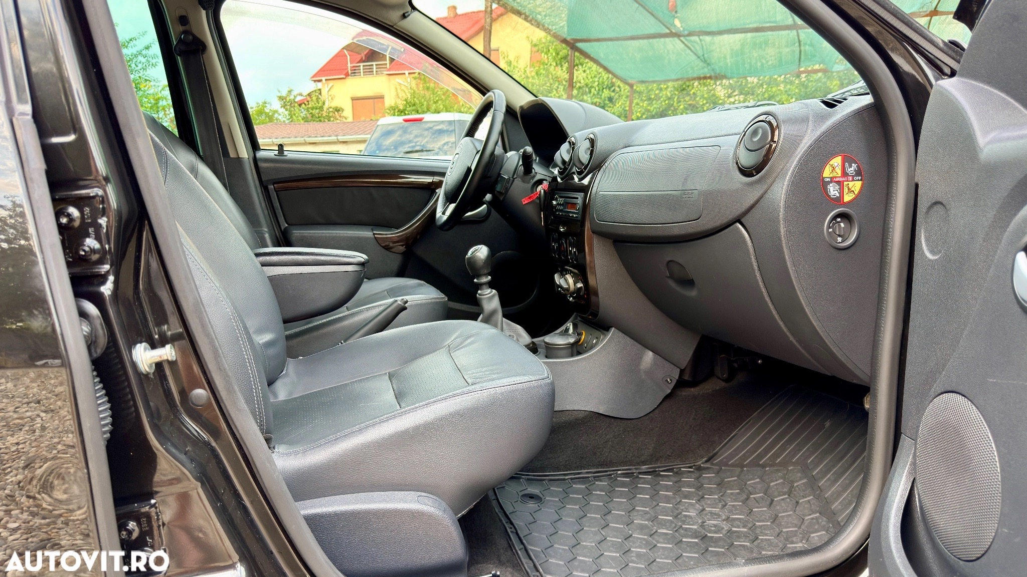 Dacia Duster 4x4 Prestige - poza 5